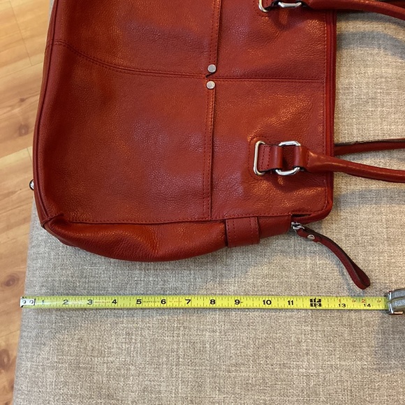 Tignanello Genuine Leather red purse - Picture 6 of 6